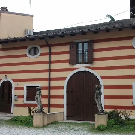 Casa Vallecchia
